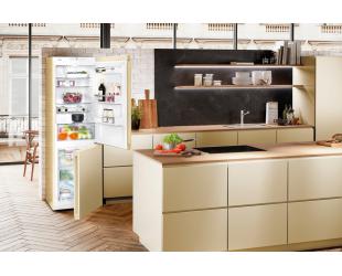 Šaldytuvas-šaldiklis LIEBHERR  CNbe 4313 iš ekspozicijos