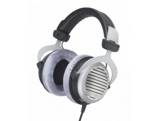 Ausinės Beyerdynamic DT 990 Edition apgaubiančios ausis