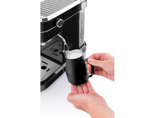 Kavos aparatas ETA Espresso coffee maker ETA618190020 Storio Pump pressure 20 bar, Built-in milk frother, Table, 1350 W, Black