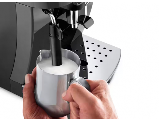 Kavos aparatas Delonghi Magnifica Start ECAM220.22GB Pump pressure 15 bar Built-in milk frother Automatic 1450 W Black