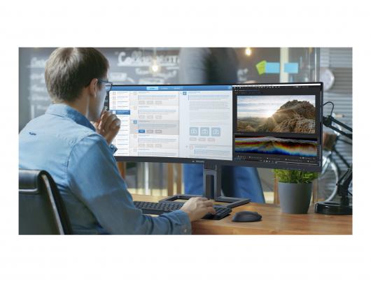 Monitorius Philips | 45B1U6900C | 45 in | VA | Dual Quad HD 5120x1440 at 75 Hz | 450 cd/m² | 2xHDMI, DisplayPort, USB-C | 100 Watt | Height, s