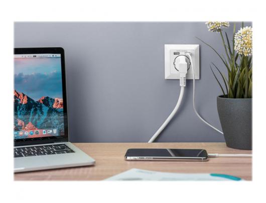 Safety socket skirta flush mounting with 2 USB ports | DA-70613