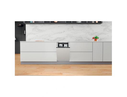 Indaplovė Whirlpool WSIP 4O33 PFE 44.8 cm 82 cm Juoda