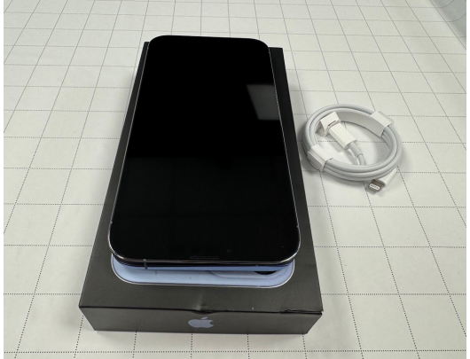 Telefonas Apple iPhone 13 Pro Max, B klasės, 6.7", Super Retina XDR OLED, 128GB, 4G, 5G, kamera 12+12+12 MP, iOS, 4352 mAh.