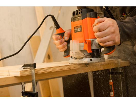Elektrinė freza BLACK & DECKER KW1200E-QS 1200 W