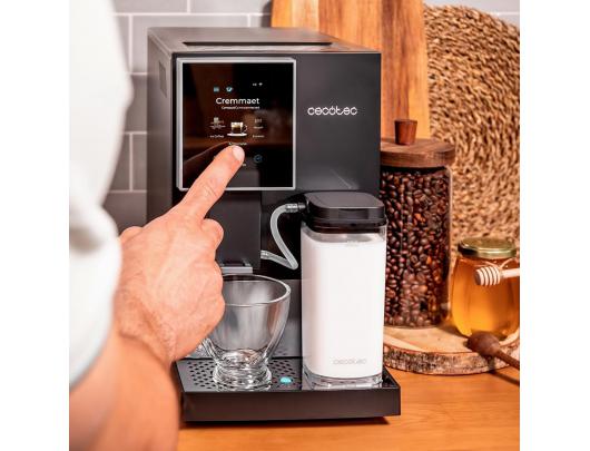Kavos aparatas Cecotec Cremmaet Compactccino Connected, 19 barų pompos slėgis, įmontuotas pieno putų plakiklis, super-automatinis, juodas